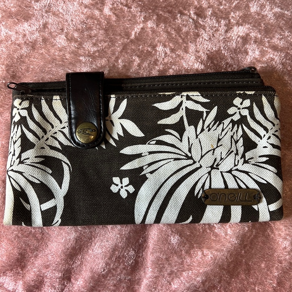O’Neill wallet